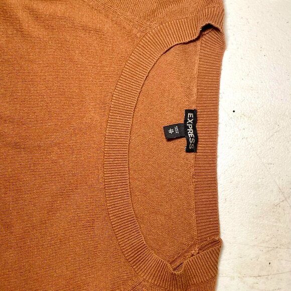 EXPRESS Terracotta Brown Rounded Hem Raglan Sweater - Size XS (NWOT) - Picture 12 of 14